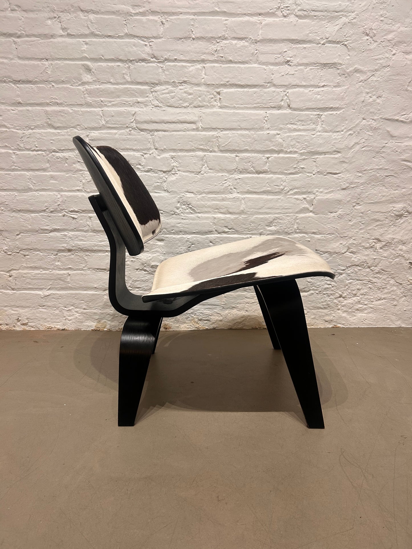 VITRA PLYWOOD GROUP LCW CALFSKIN CHAIR (CHARLES & RAY EAMES)